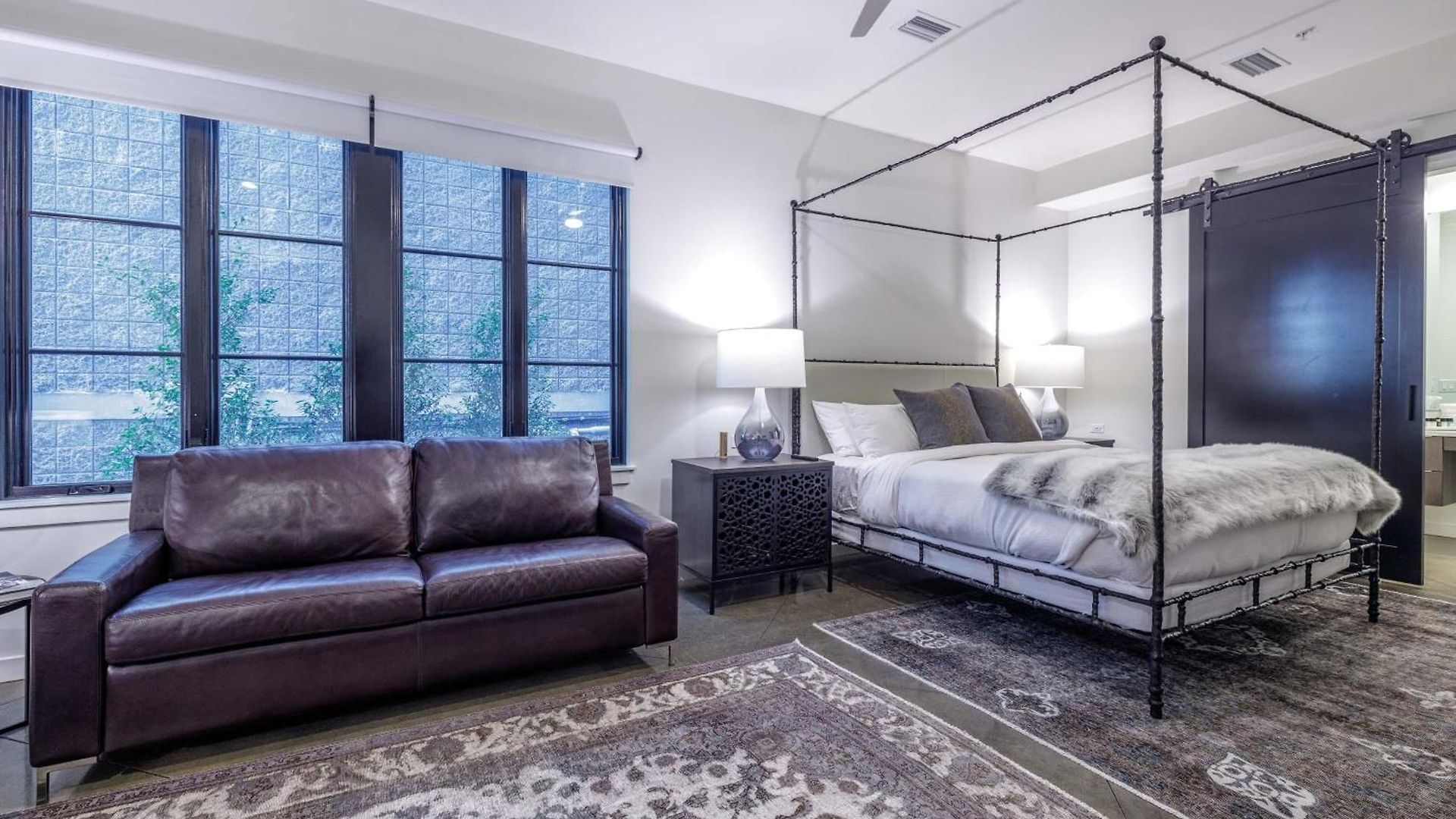 121 By Avantstay Nashville