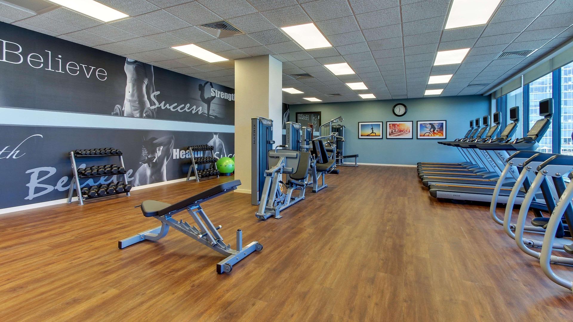 Hotel Drury Plaza Downtown 4*