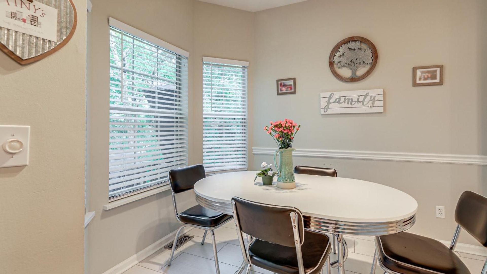 Holiday home Family W/ Deck: 12 Mi To Downtown Nashville!
