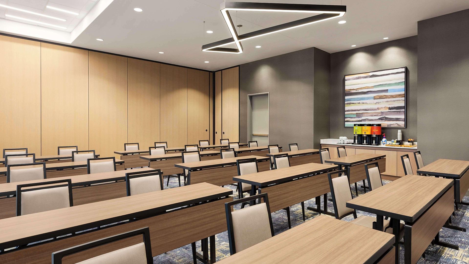 Hotel Hilton Garden West End Avenue 3*