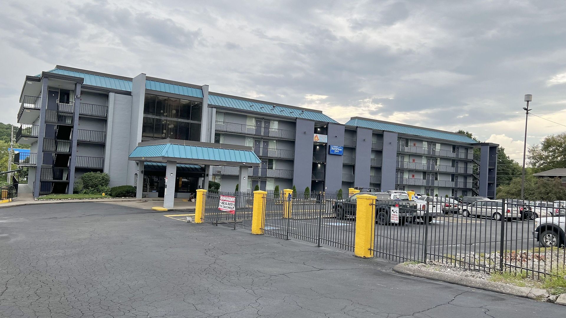 Rodeway Inn- Airport - Downtown - Mexican Restaurant On Site Inn 3*