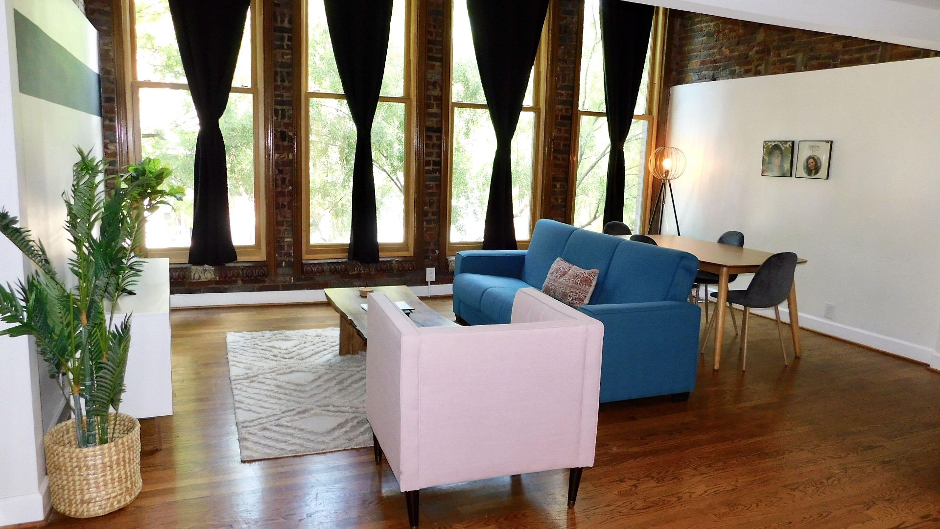 The Lofts At 107 Aparthotel