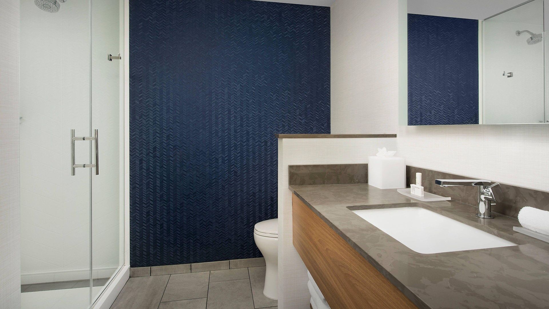 Fairfield & Near Vanderbilt Hotel 3*