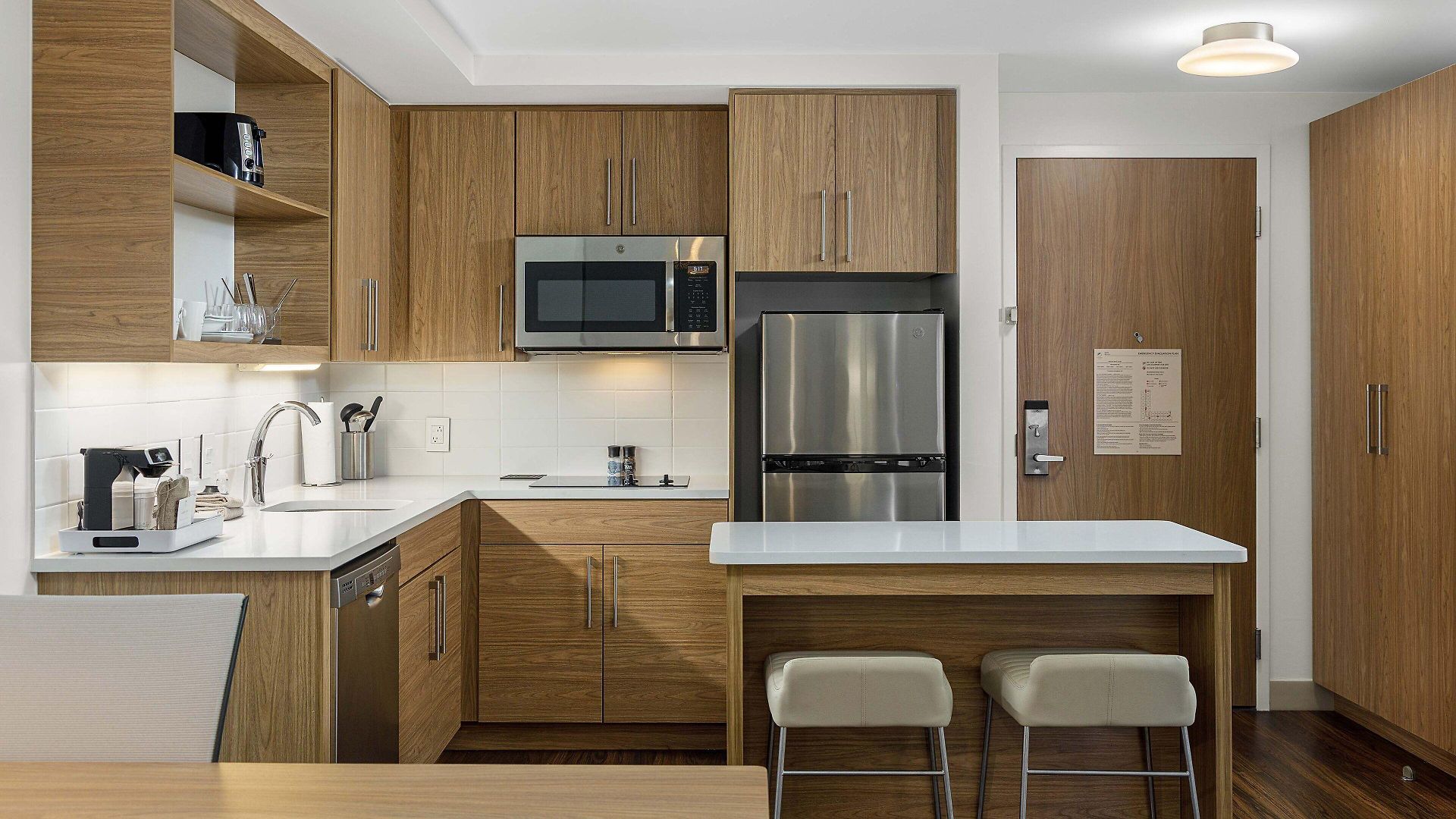 Hotel Element By Marriott Airport 3*