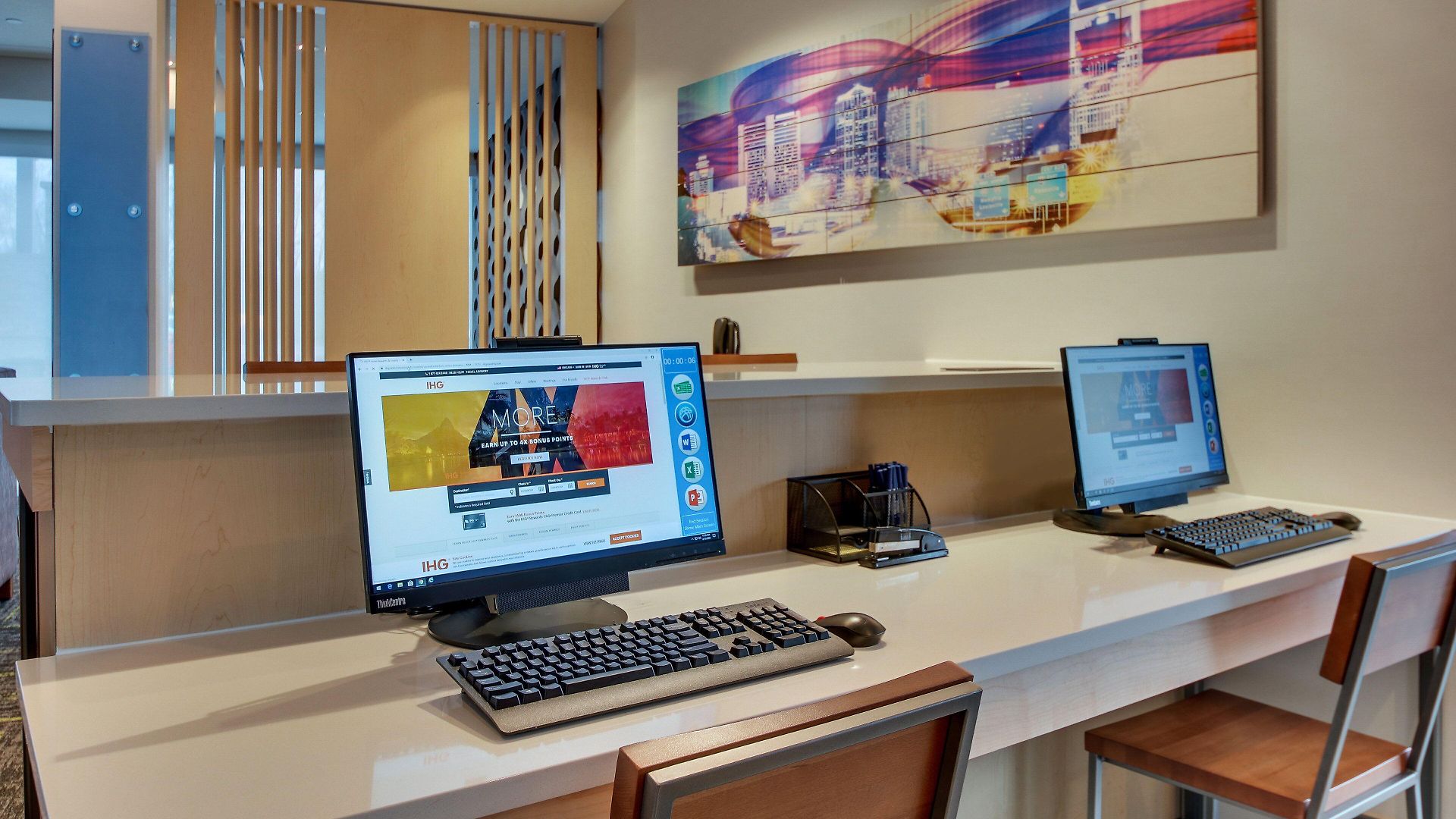 Express & - Metrocenter Downtown By Ihg 3*