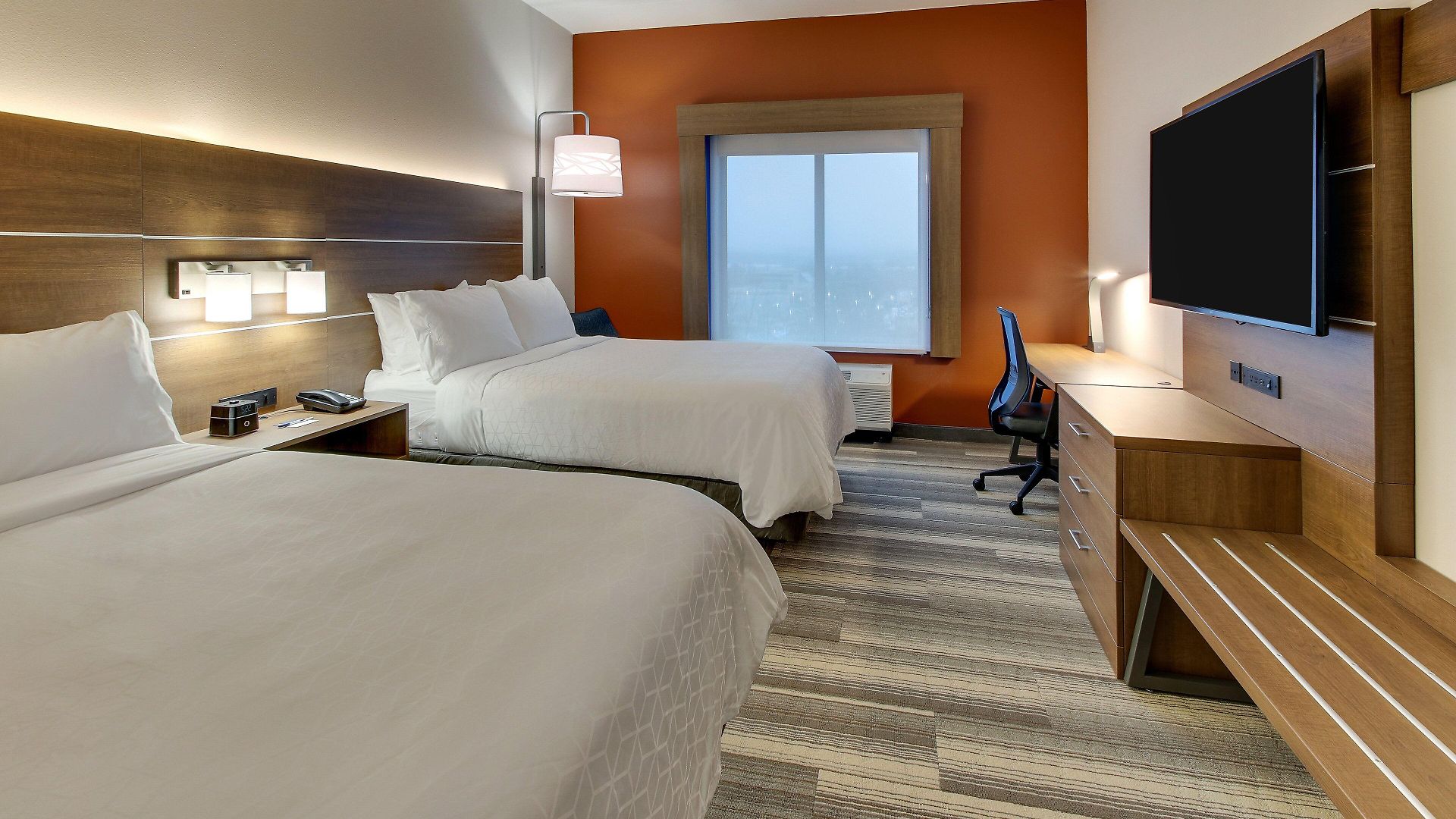 Hotel Express & - Metrocenter Downtown By Ihg Nashville