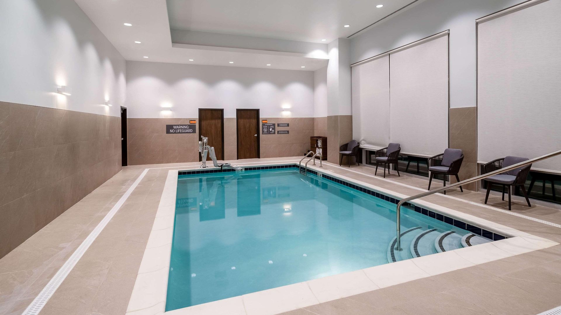 Hotel La Quinta & By Wyndham Downtown Stadium 3*