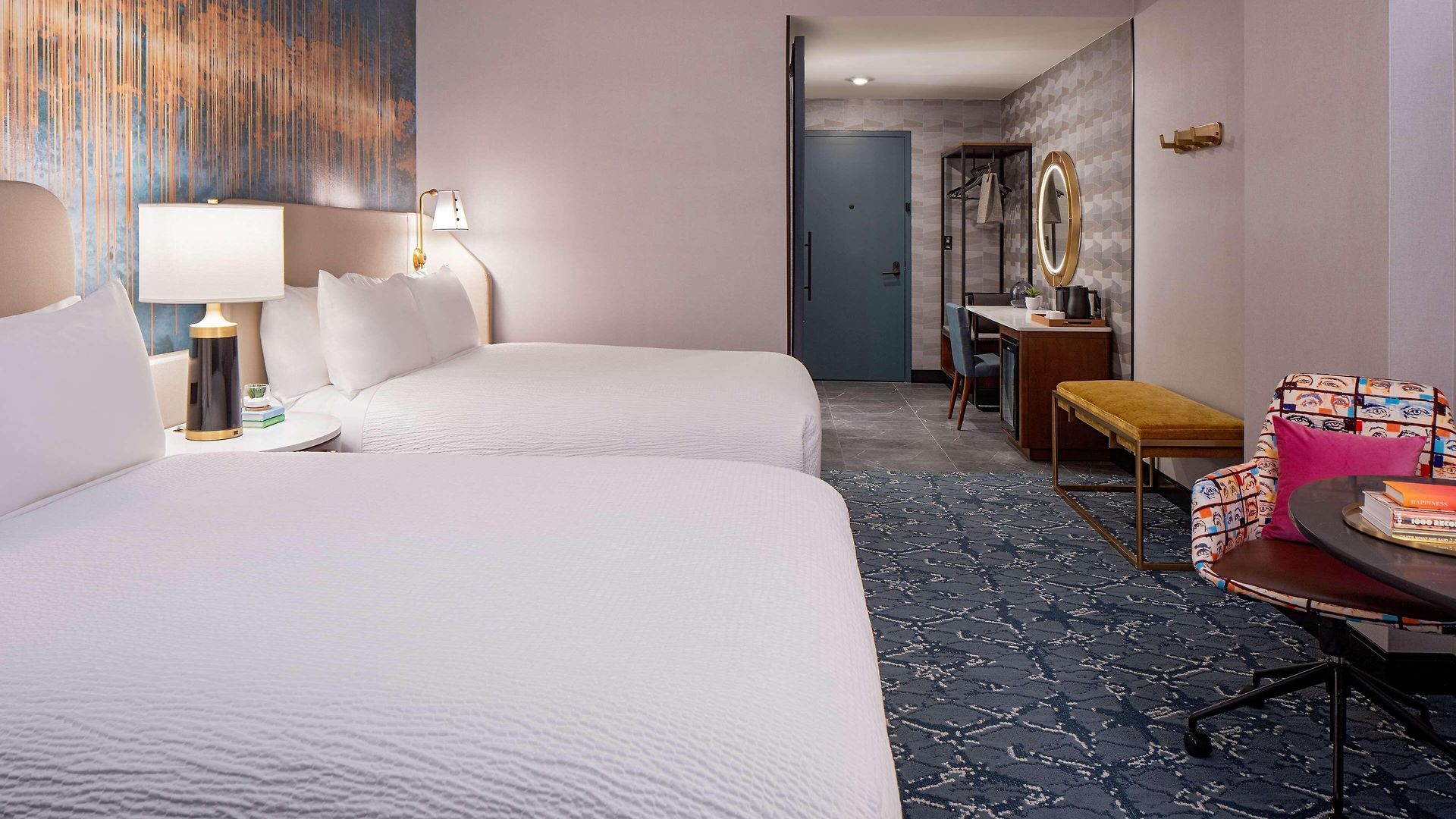 Tempo By Hilton Downtown Hotel 3*