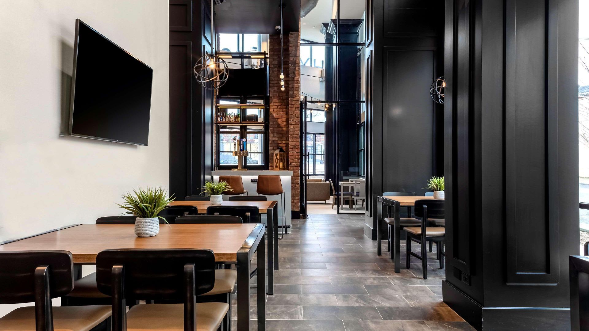 Hyatt House Downtown-convention Center Hotel Nashville