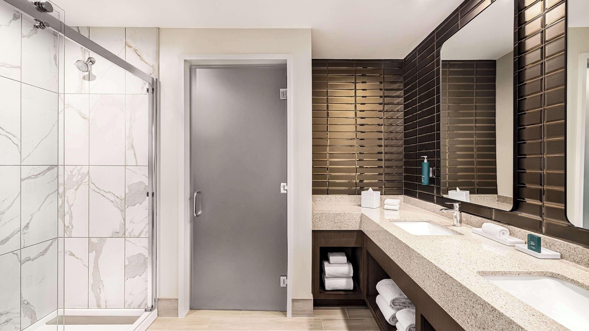 Hilton Bna Airport Terminal 4* Nashville