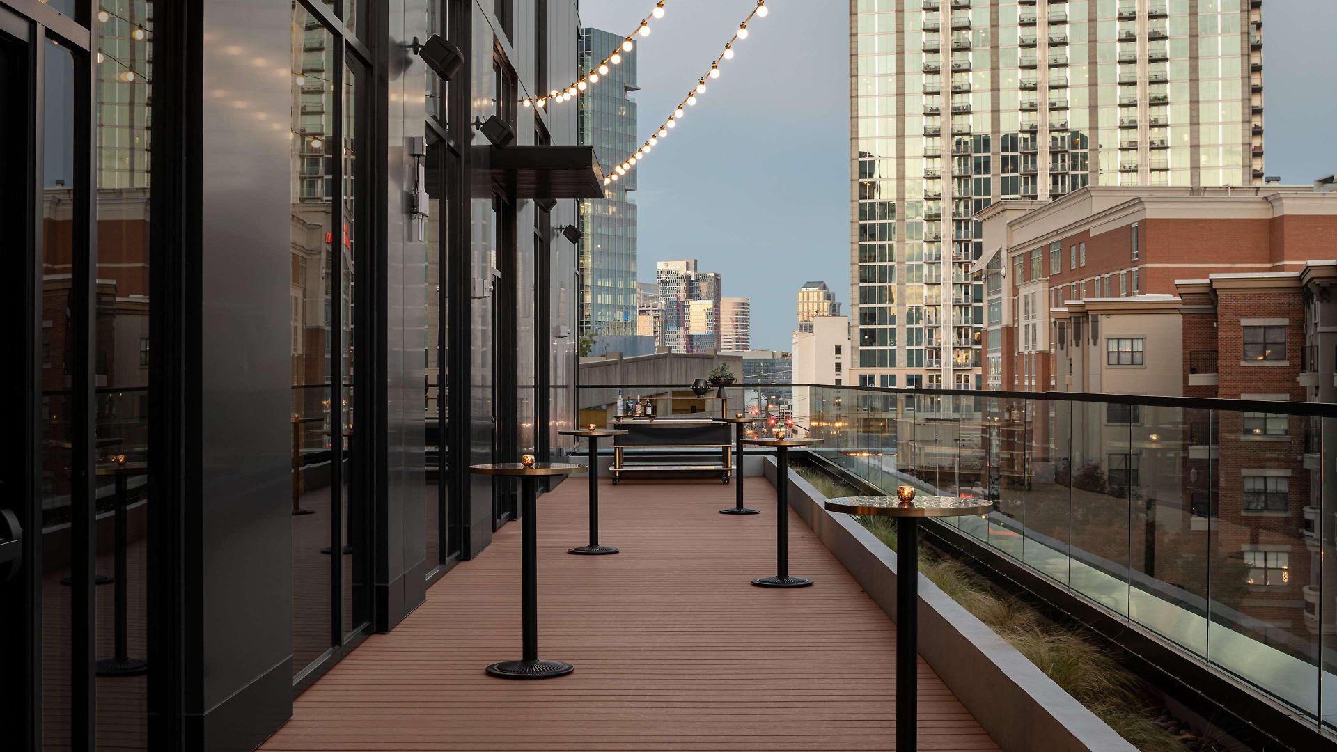 Fraye Nashville, Curio Collection By Hilton Nashville