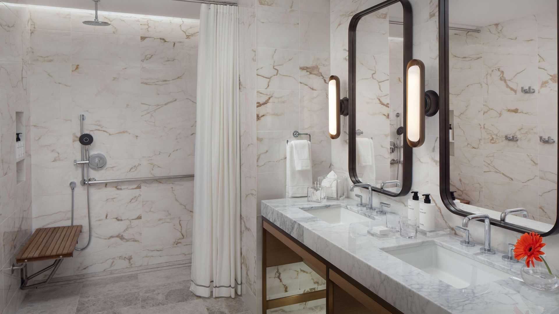 Conrad Hotel 5*