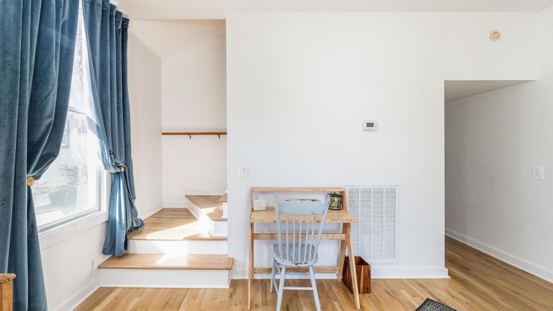 Chic 2 Bed 2 Bath, In 12 South * Nashville
