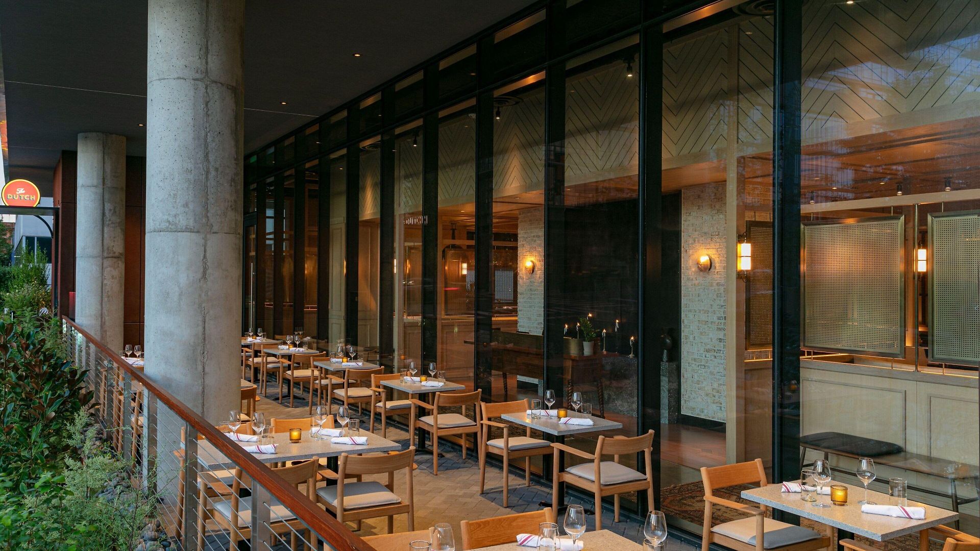 W Hotel 5*