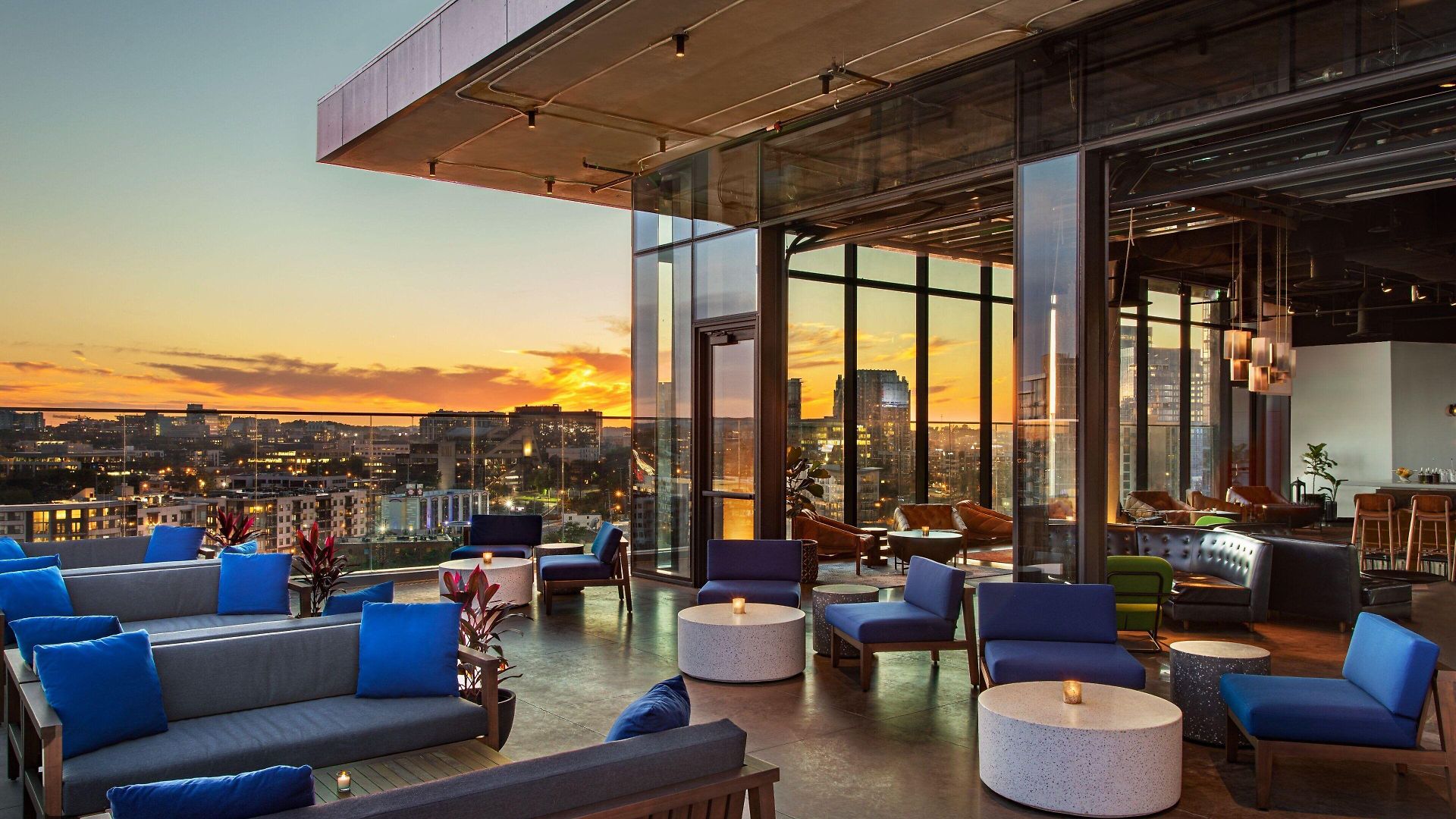 Hotel W 5*
