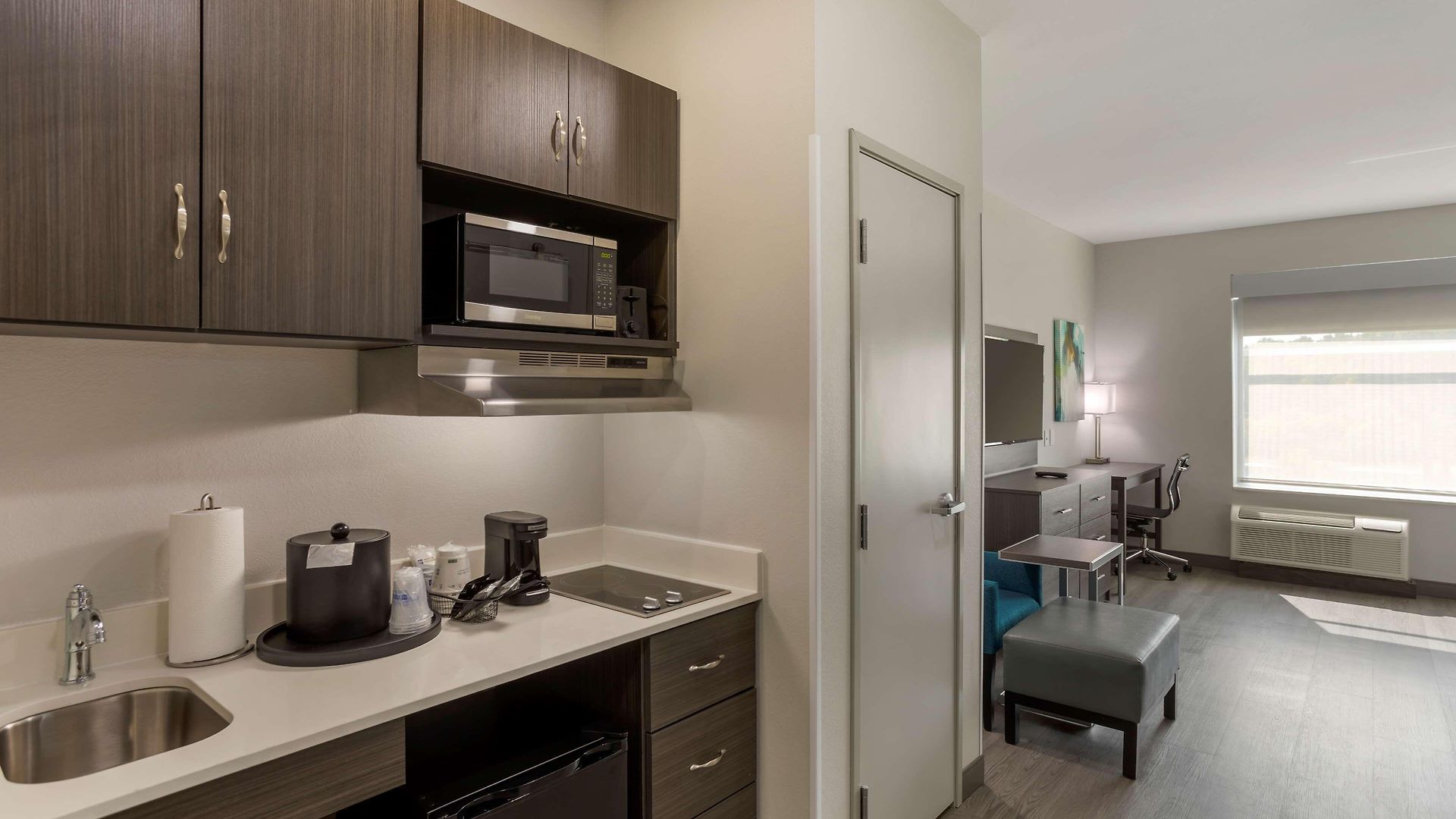 Western Executive Residency Antioch 2*
