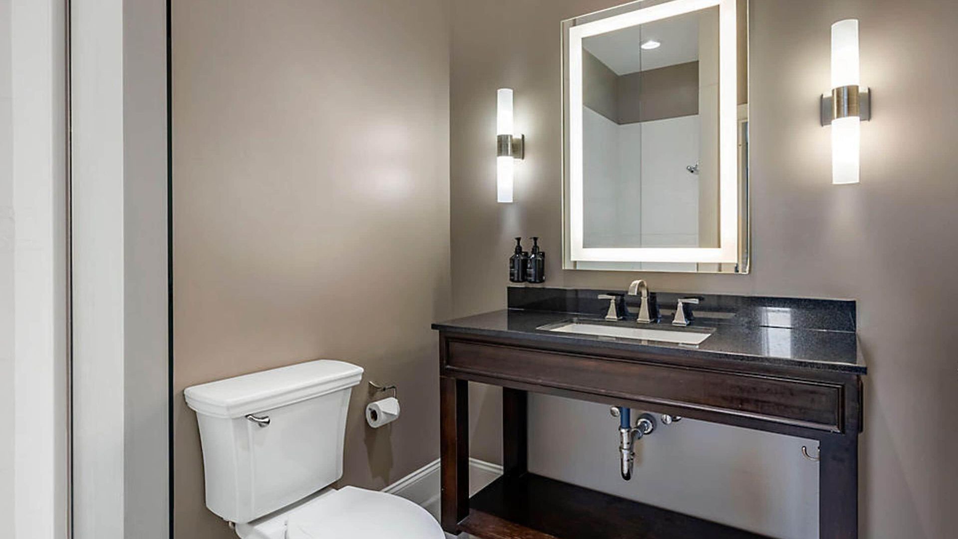 Bluegreen Downtown Hotel