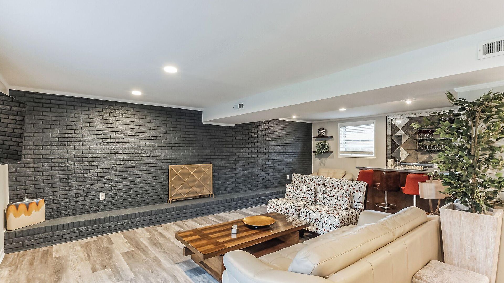 Luxurious 4br Pet Friendly
