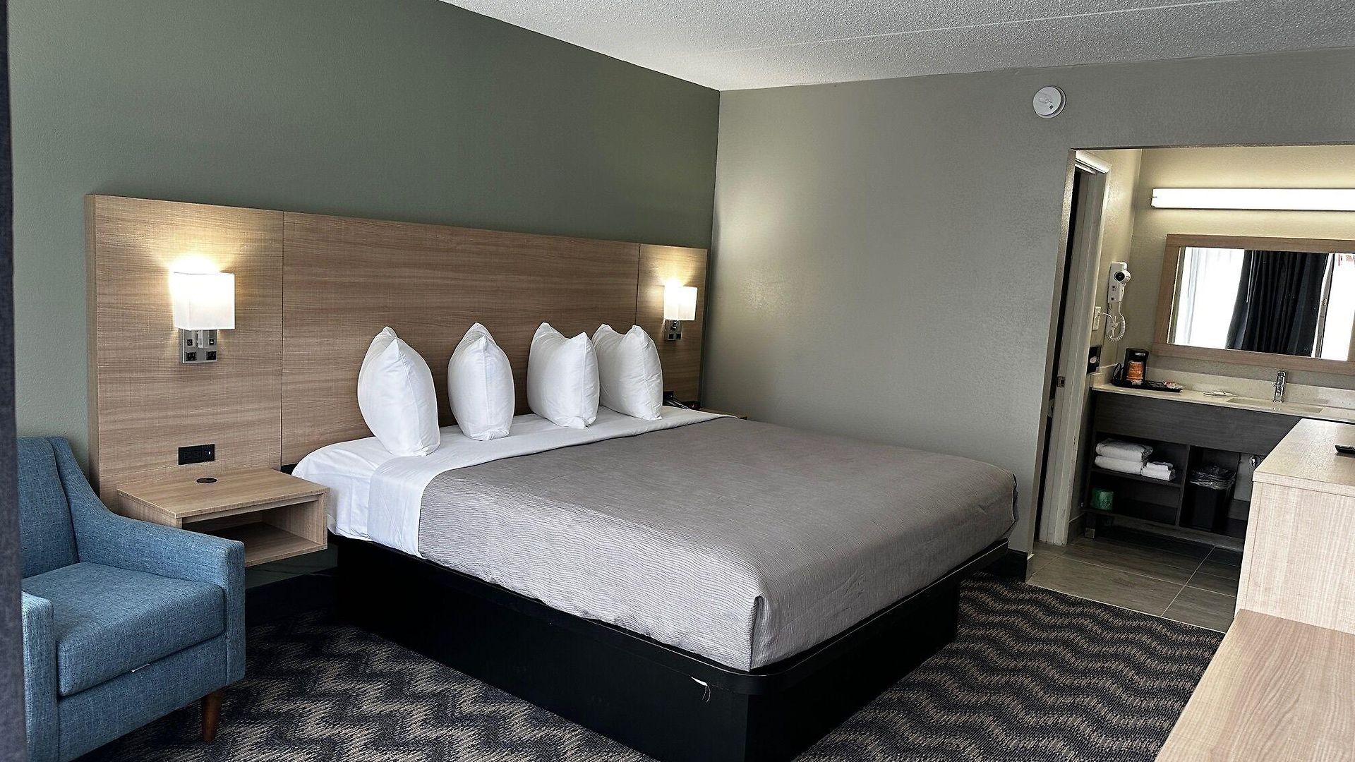 Quality - Opryland Area Nashville
