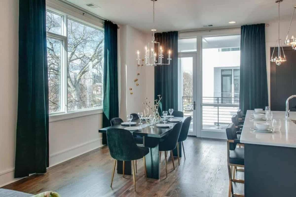 Luxury - The Gulch - Private Rooftop Nashville
