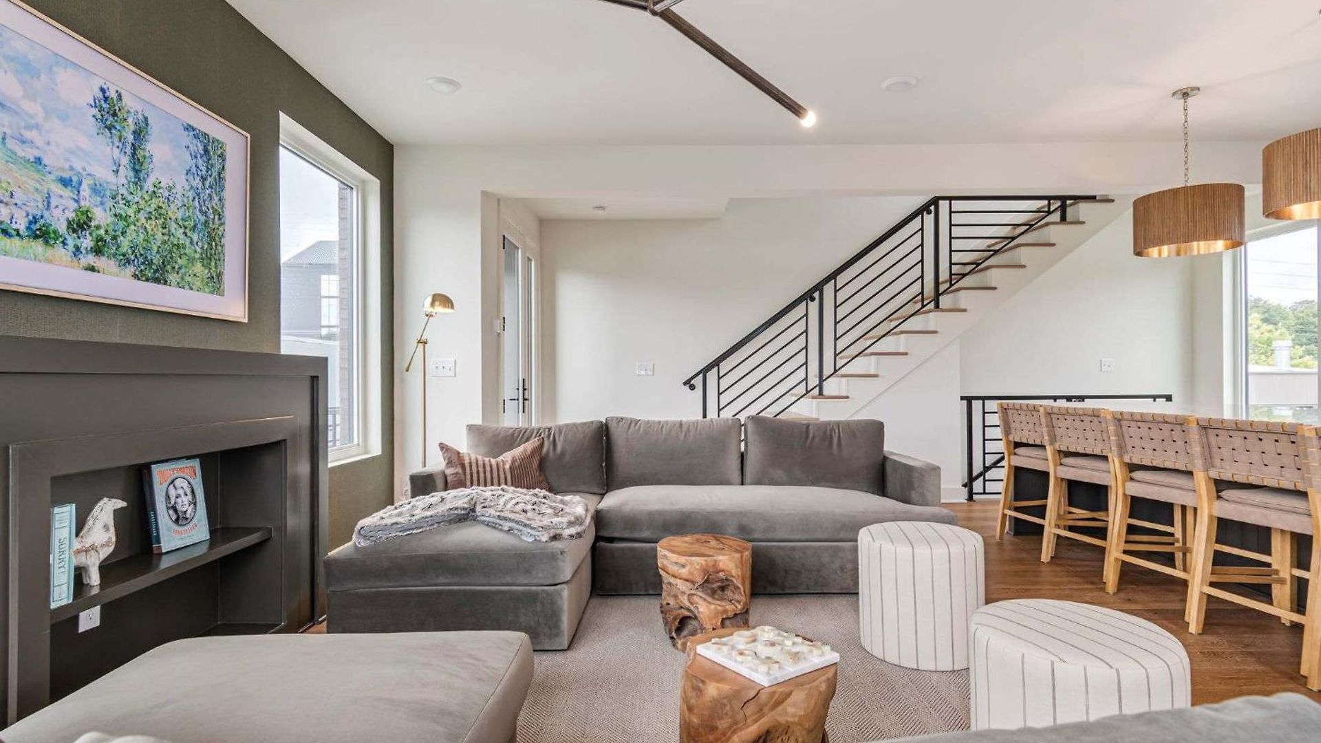 The Elmwood - Brand New Rooftop Lounge W Firepit Holiday home *