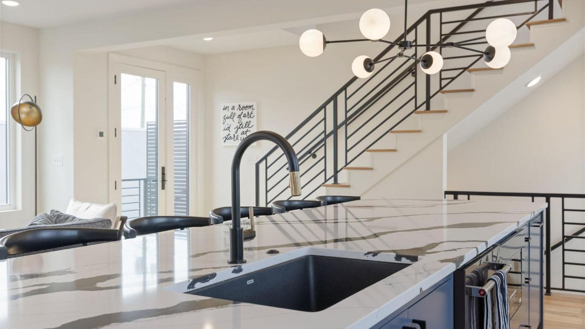 The Ashford - Brand New Gem Walk To Weho * Nashville