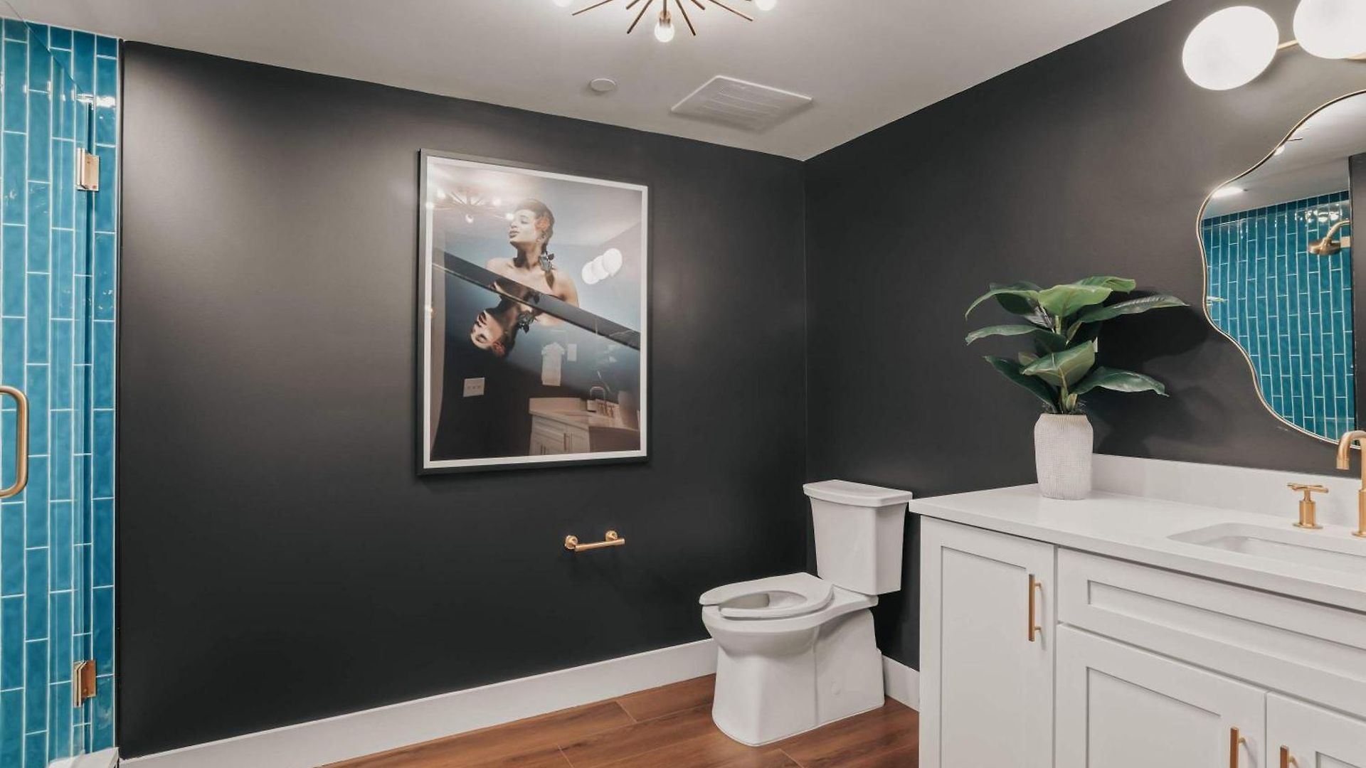 Starr Piano - Roxie And Carraway - 8 Bedrooms