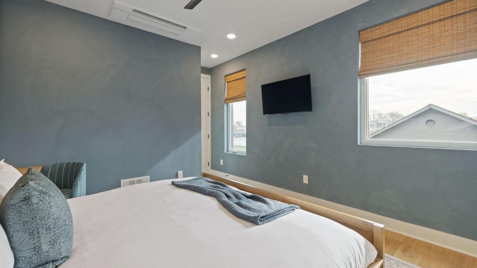 The Ashford - Brand New Gem Walk To Weho Holiday home *