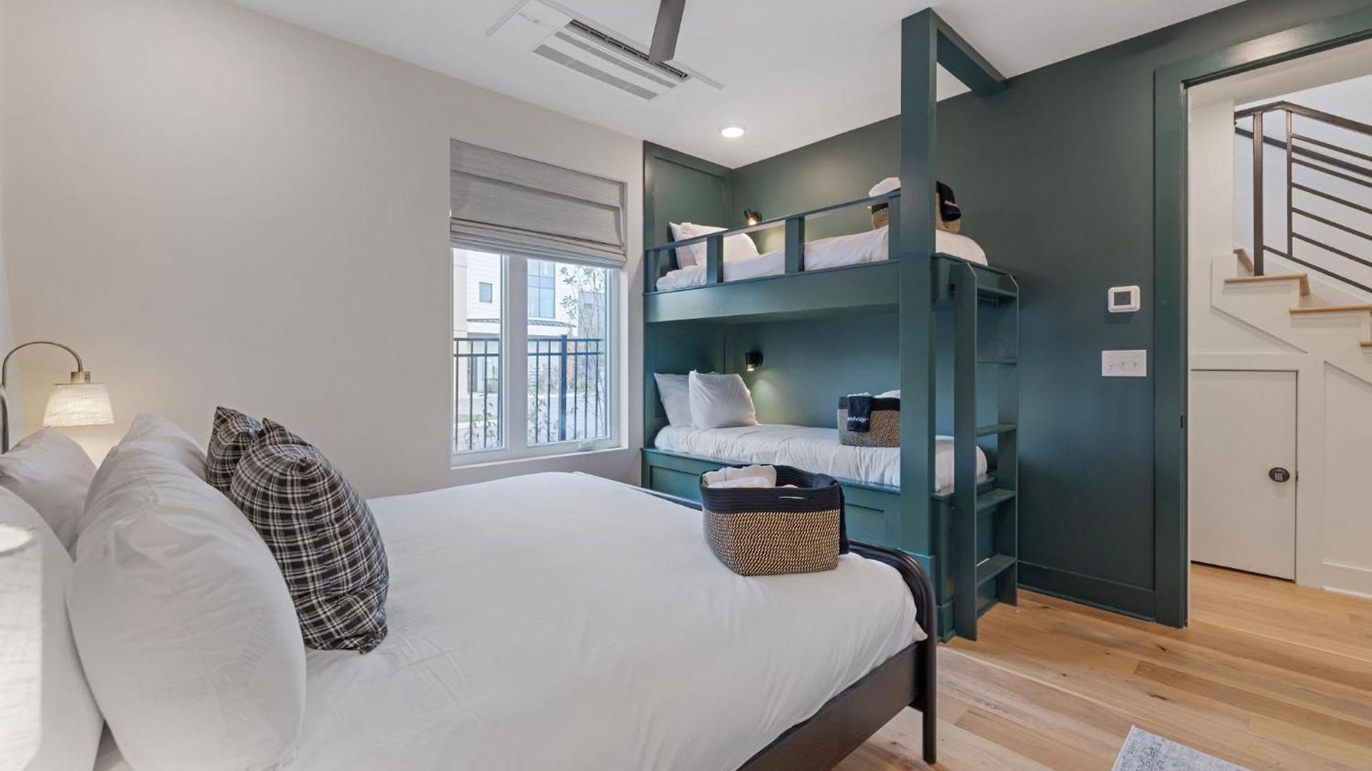 The Chestnut - Brand New Rooftop Skyline Views Holiday home Nashville