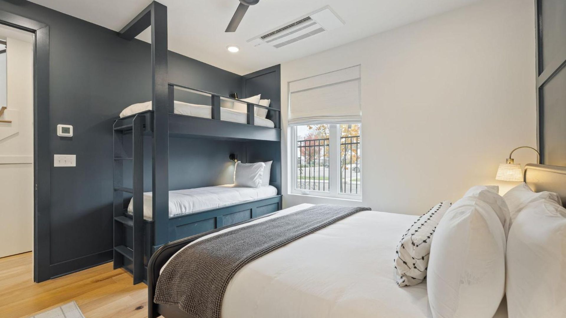 The Ashford - Brand New Gem Walk To Weho Holiday home