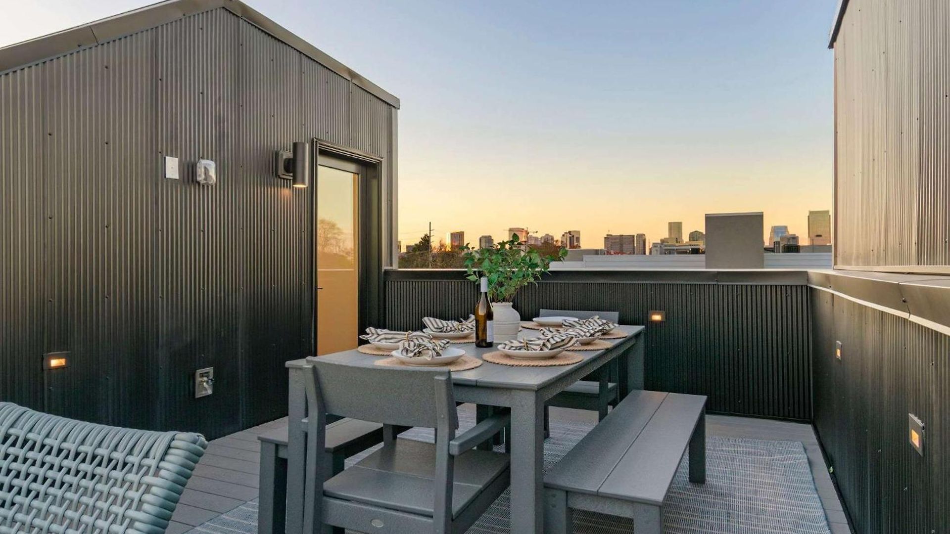 The Ashford - Brand New Gem Walk To Weho Holiday home