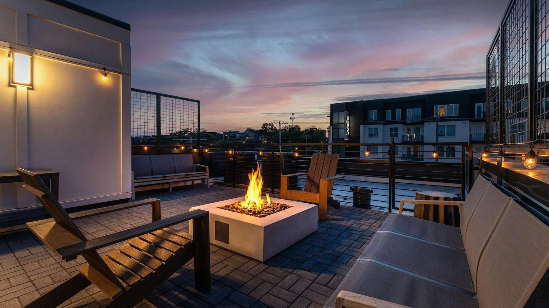 Holiday home 8br Rooftops With Hot Tub Fire Pit Skyline Views Nashville