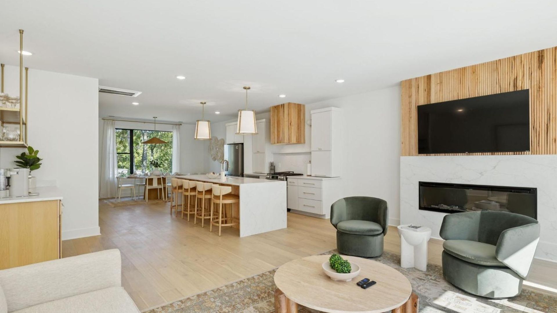 Getaway Rooftop Views & Modern Comfort * Nashville