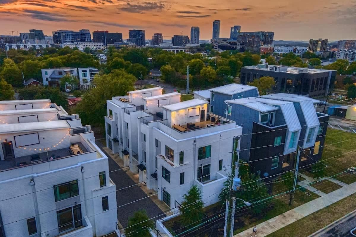 Apartment Gulch Downtown Skyline View