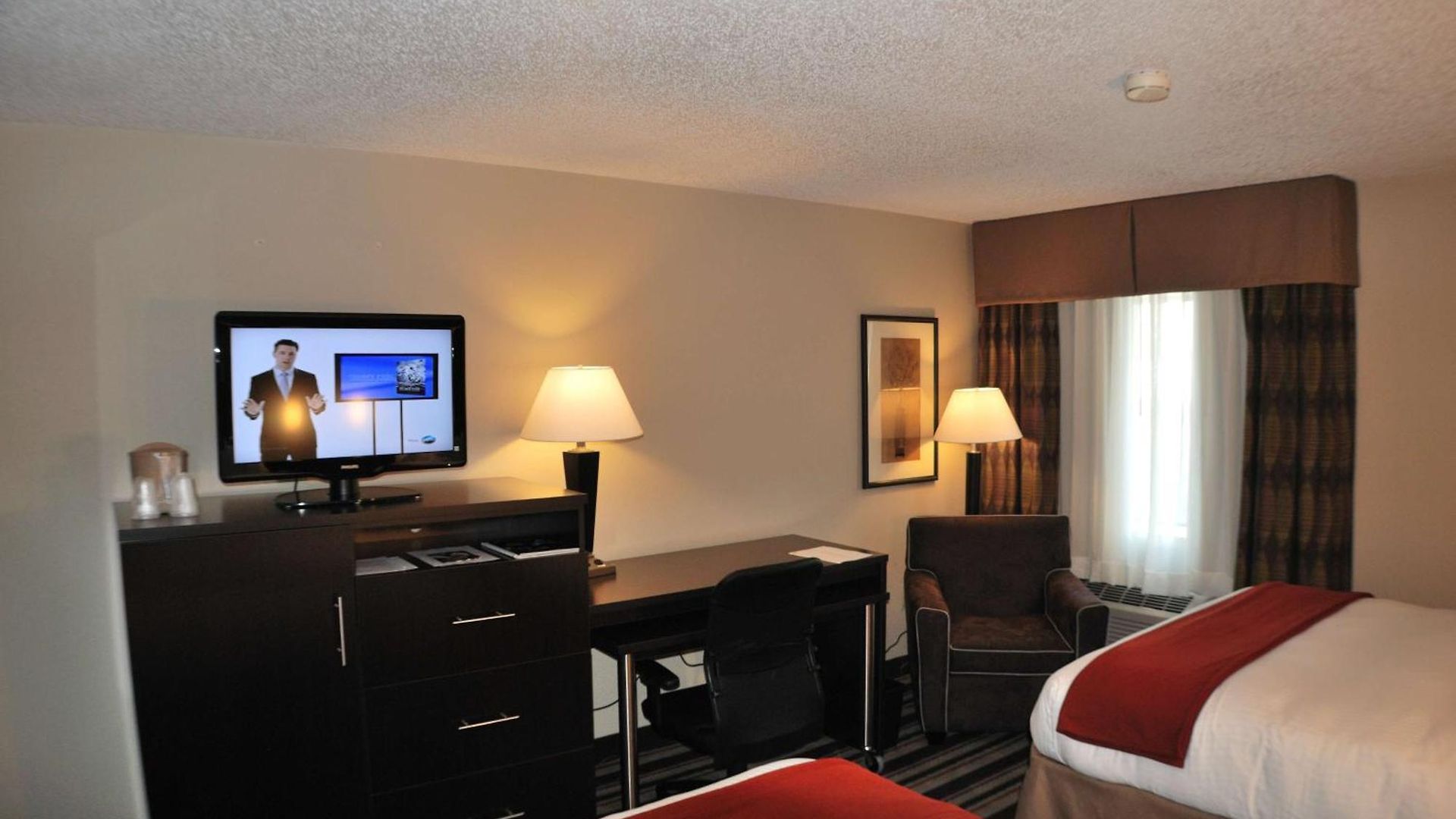 Express W-i40 By Ihg Hotel