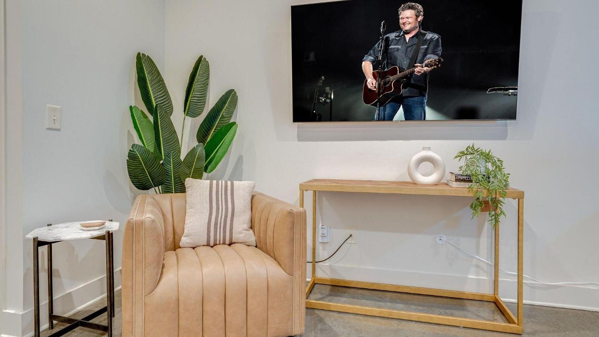 Lofts At 30th - Modern Escape - Mins To Broadway Holiday home Nashville