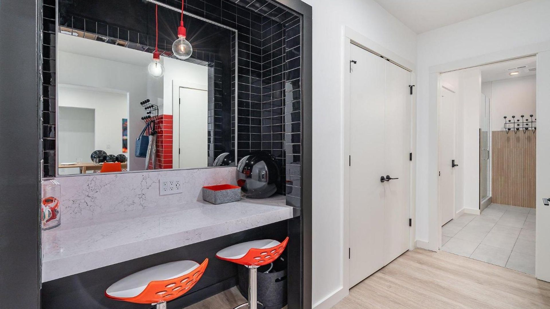 Holiday home Hyve-retro Modern-full Gym-walk To Broadway