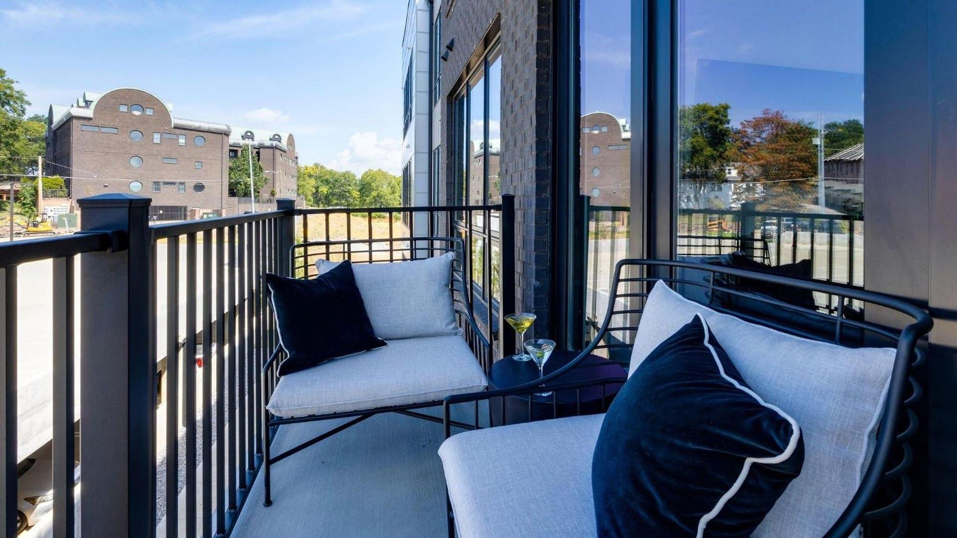 Halcyon - Odyssey - Heart Of Midtown Holiday home