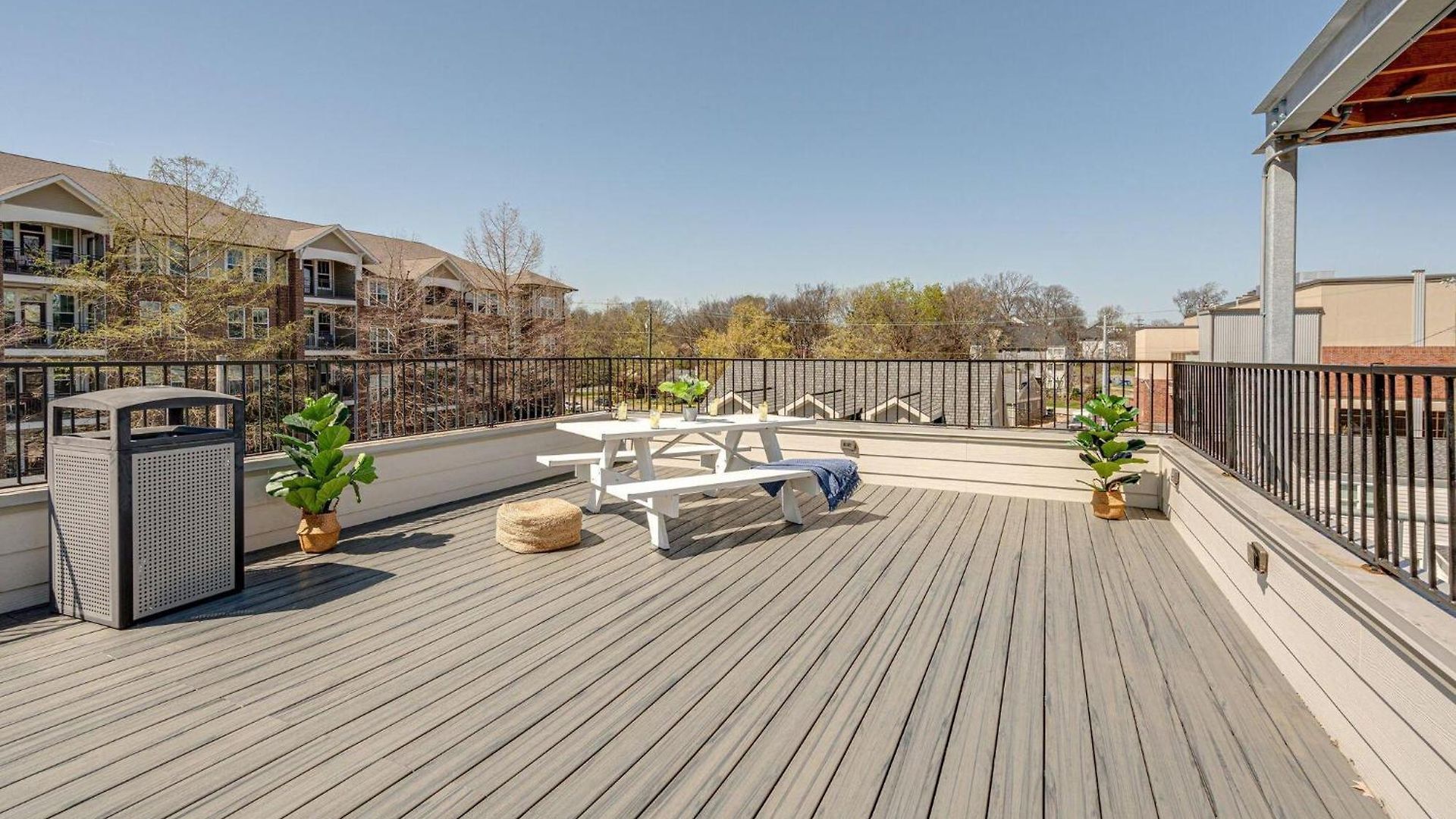 Holiday home Melrose Mix - Rooftop Deck - 5 Mins To Broadway *