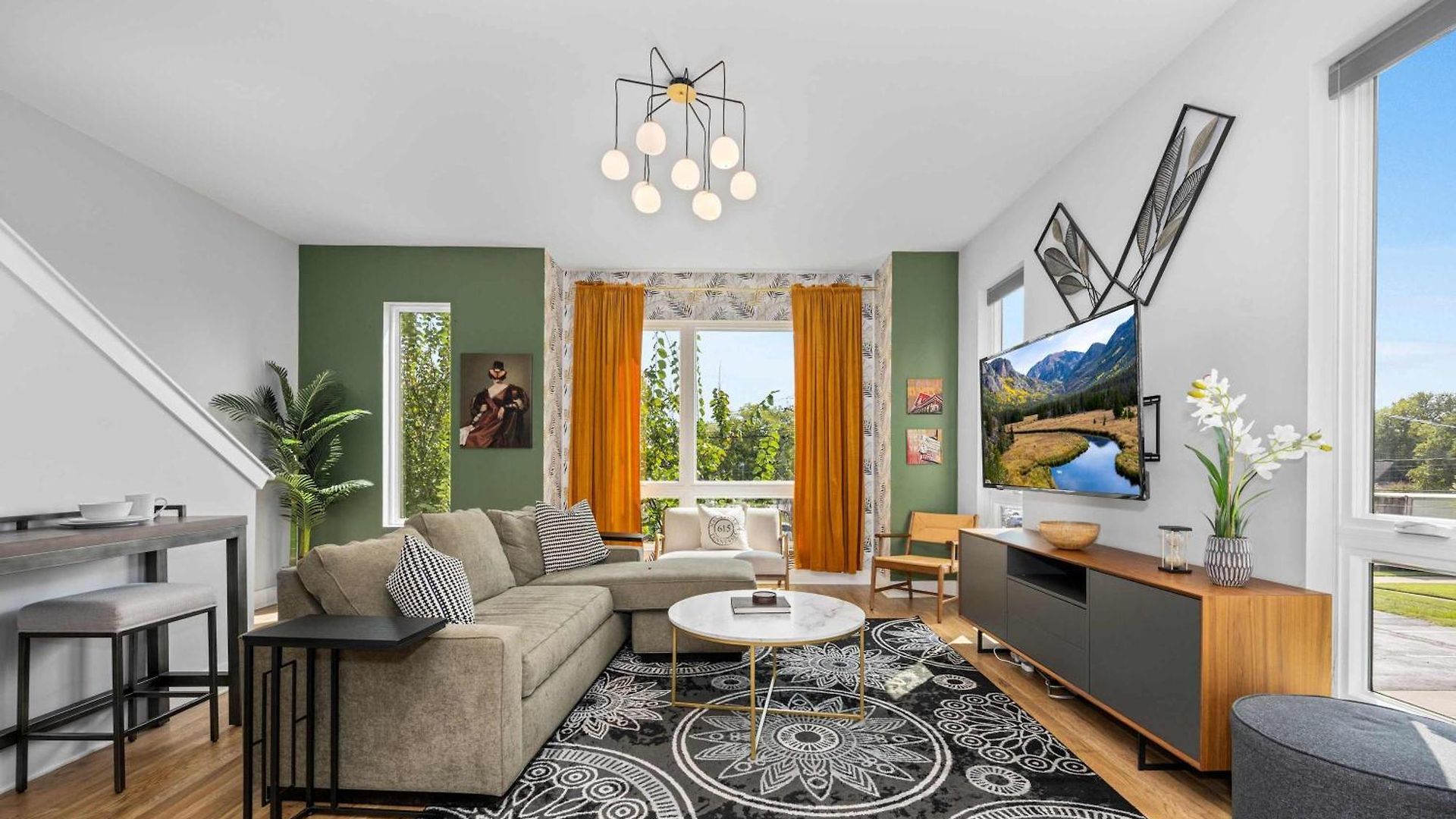 Stylish 4br - Rooftop Deck Near Downtown
