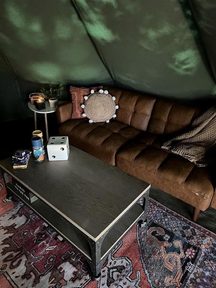 Spacious Equipped Bell Tent With Deck, Fire Pit And Picnic Space In Tennessee Nashville