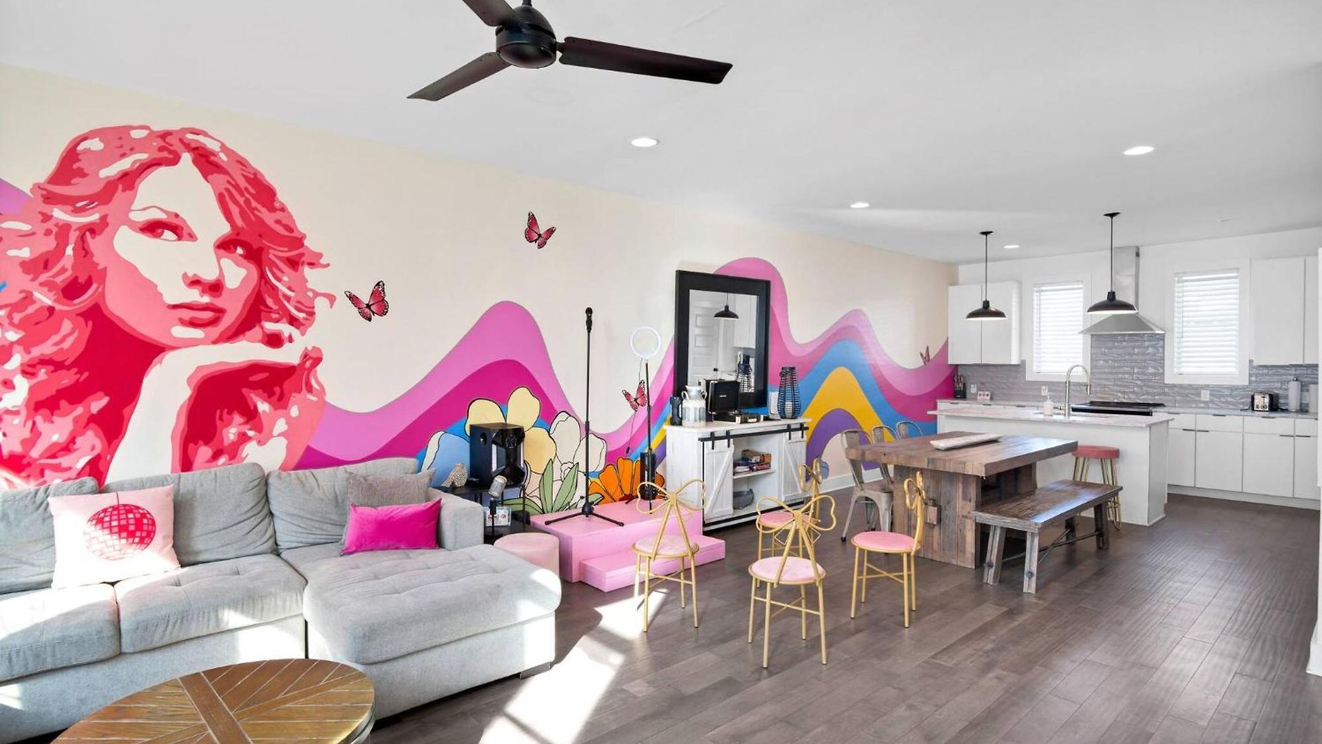 Hottub/karaoke-10min To Dt-9 Beds-swiftie's Holiday home