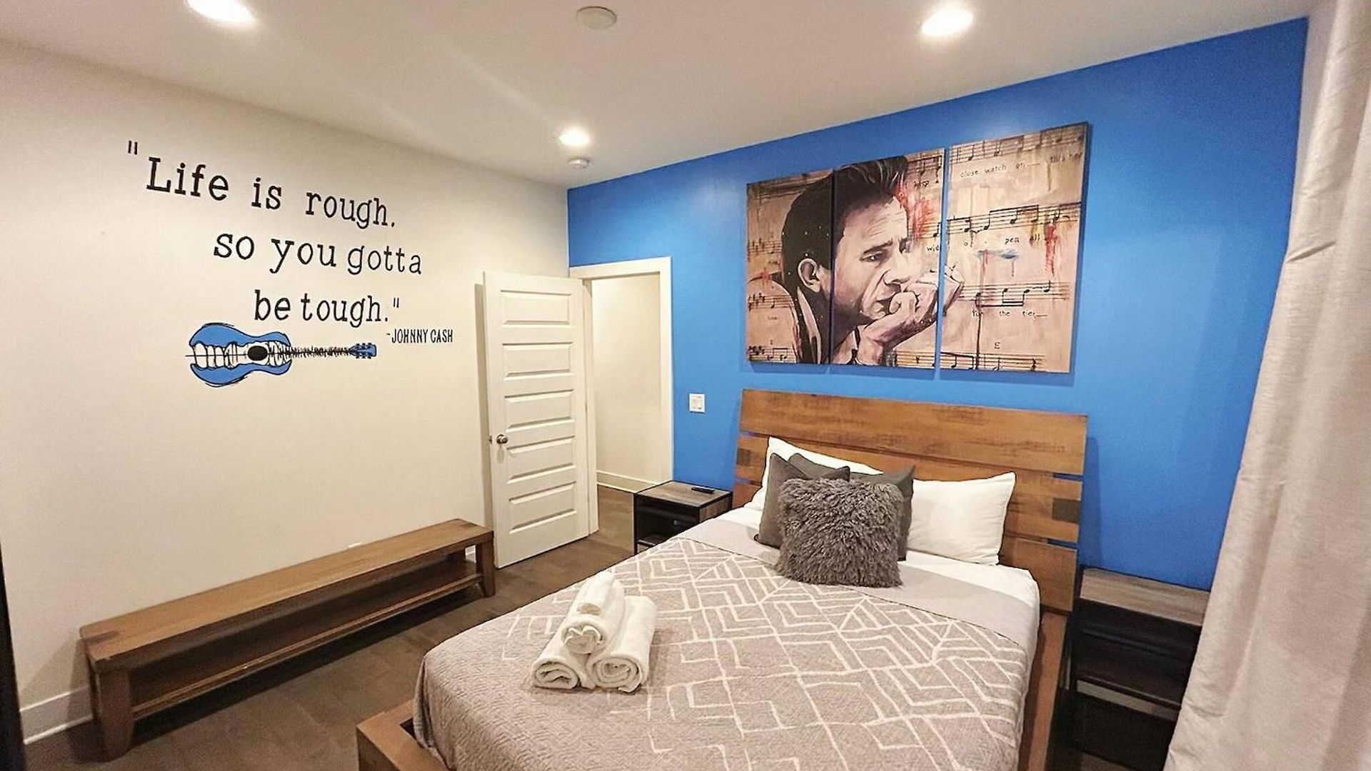 Holiday home 10m To Dt-hottub/pool Tb/karaoke -johnny Cash Hm *