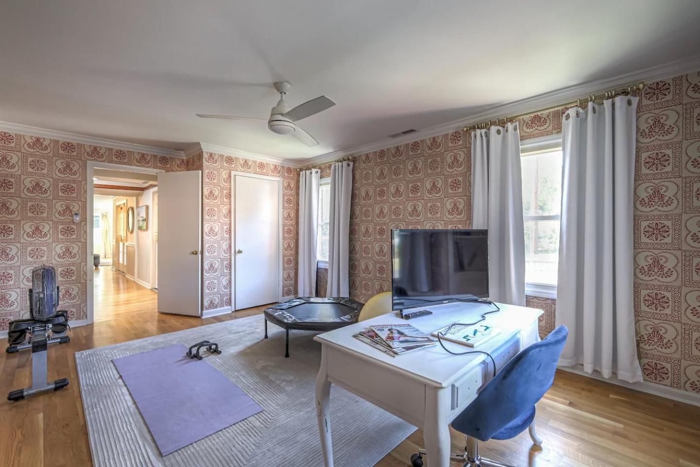 Cozy Hills 3b,2b Park Free In Unit Wd Apartment *