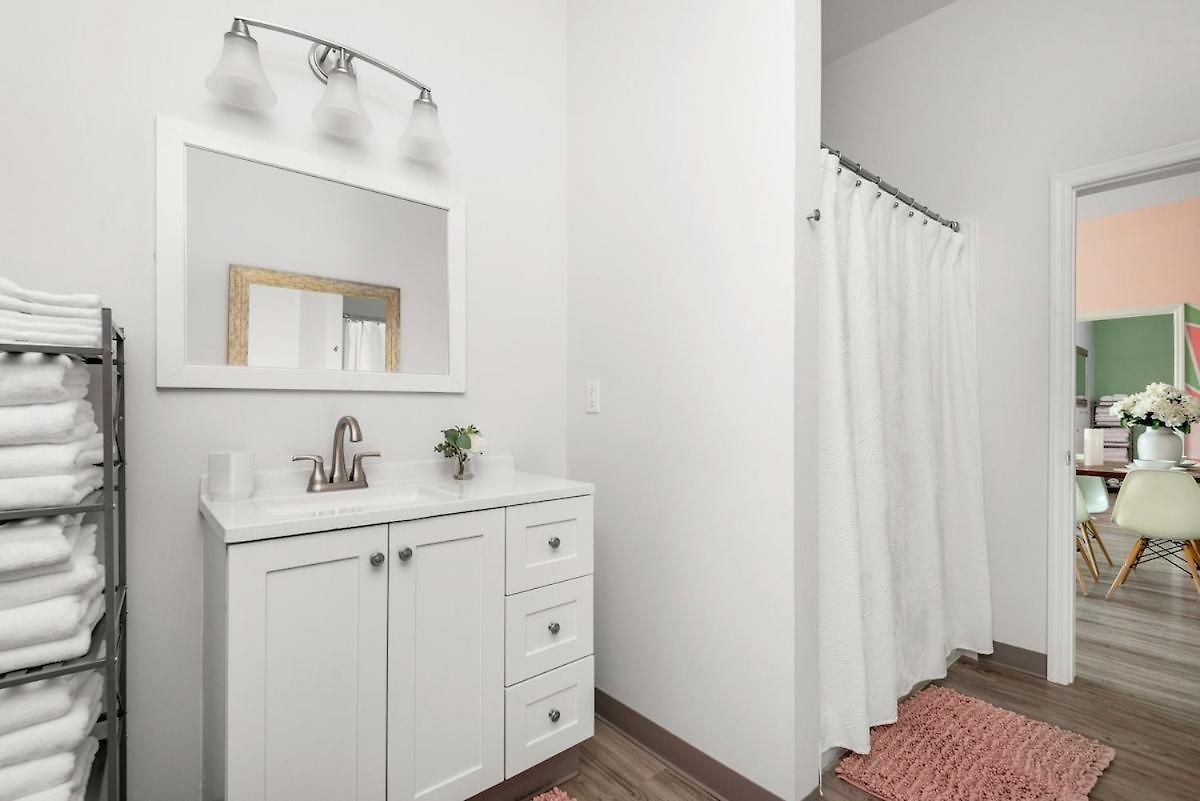 Apartment 8br Group - 5 Min To Downtown *