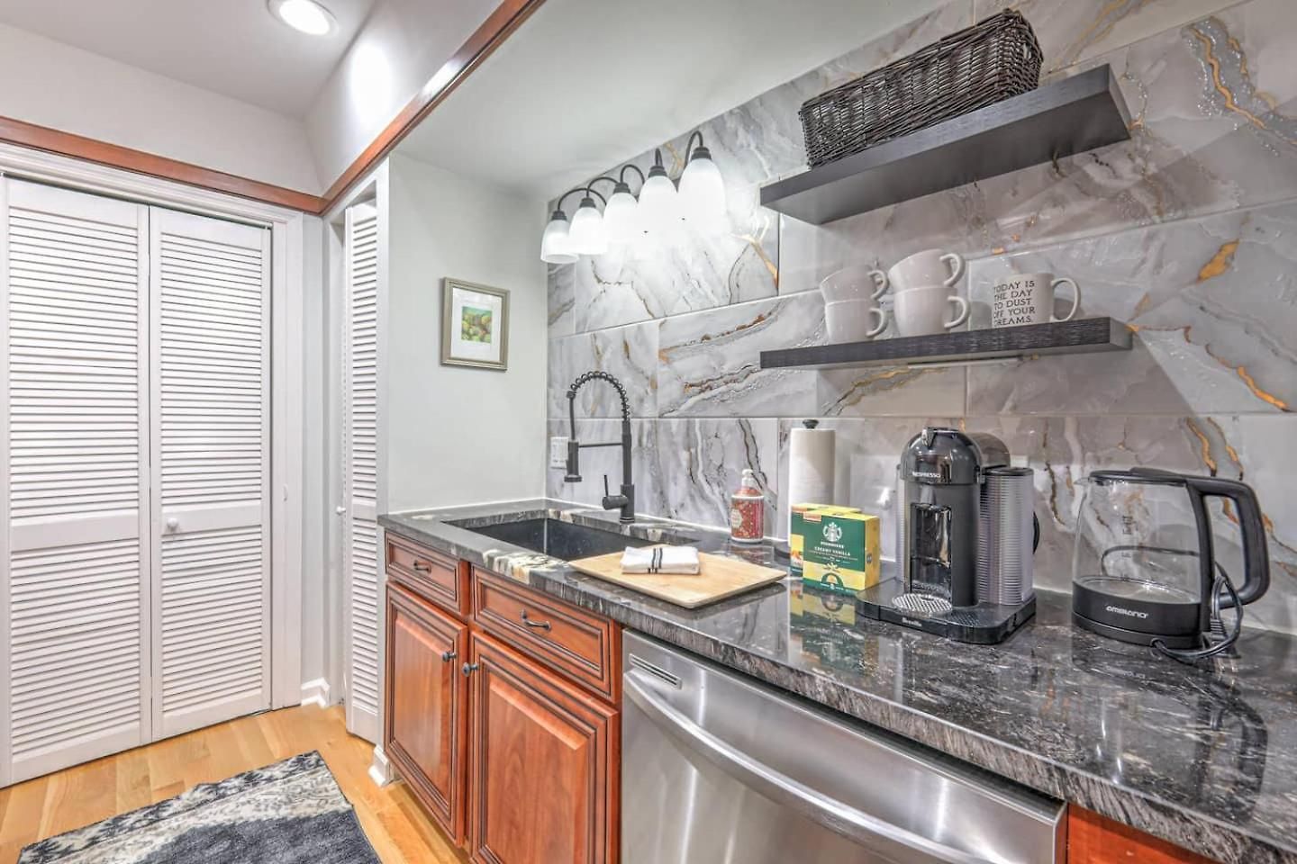 Apartment Cozy Hills 3b,2b Park Free In Unit Wd