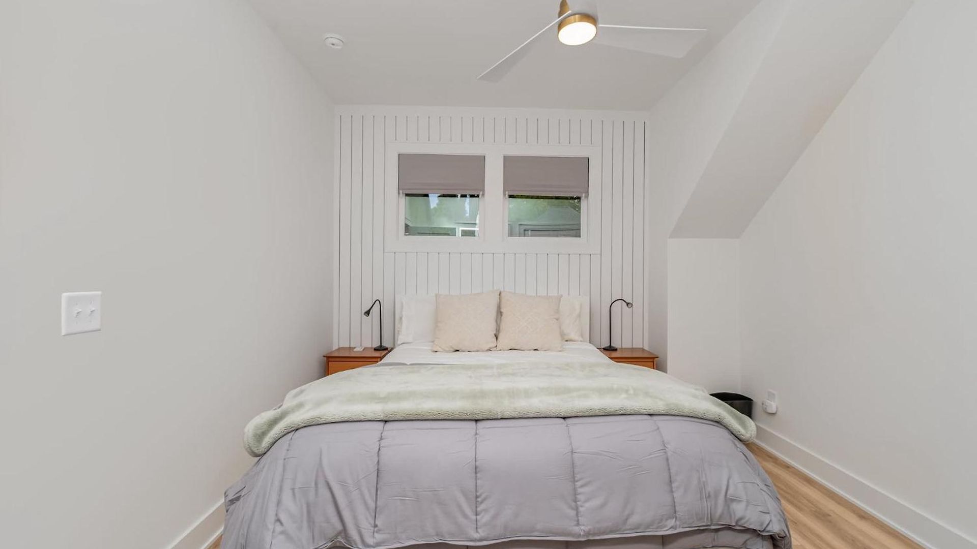 Modern 12 South Loft Walk To Shops Eats & Coffee * Nashville