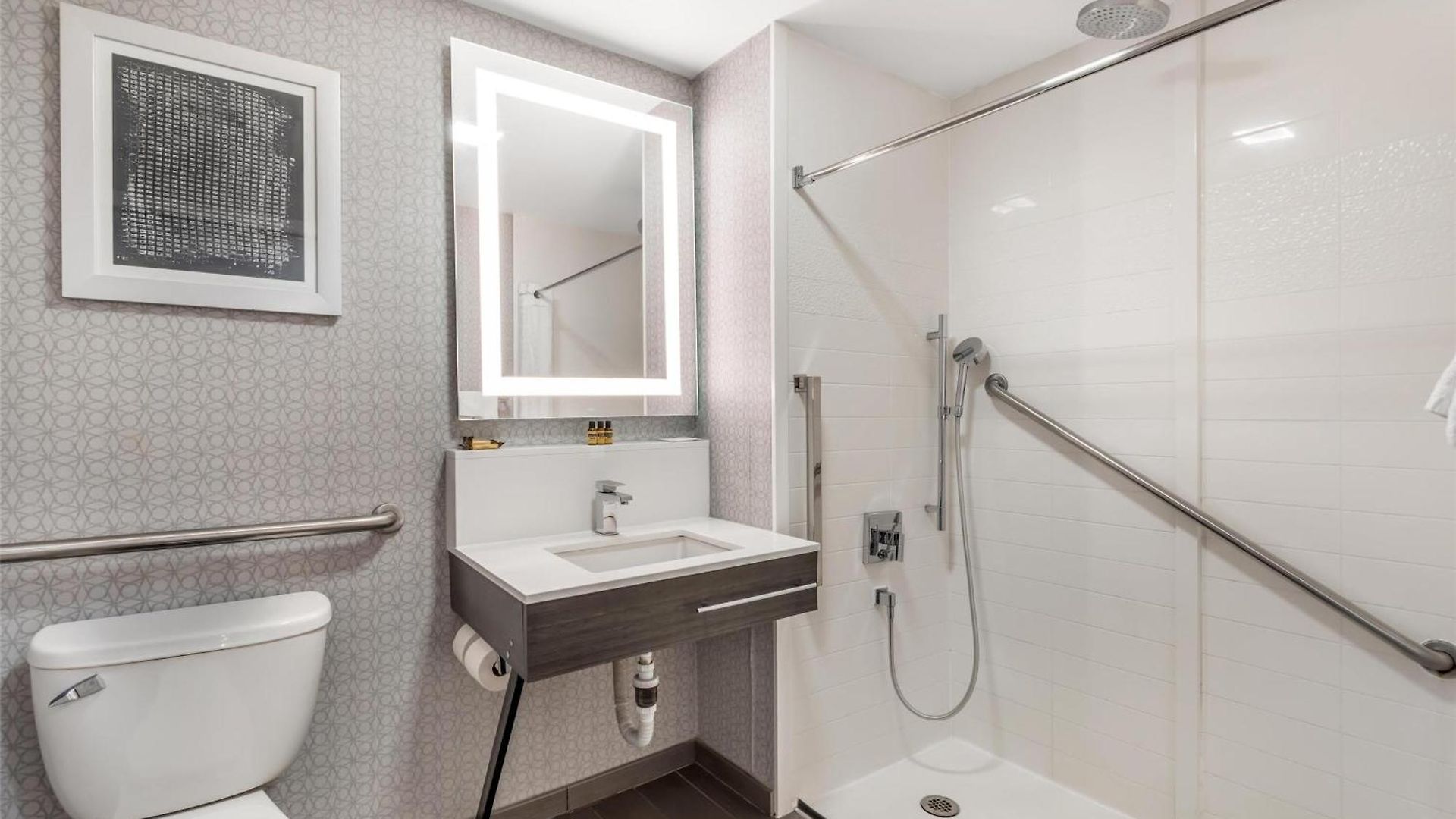 Western Downtown Music Row