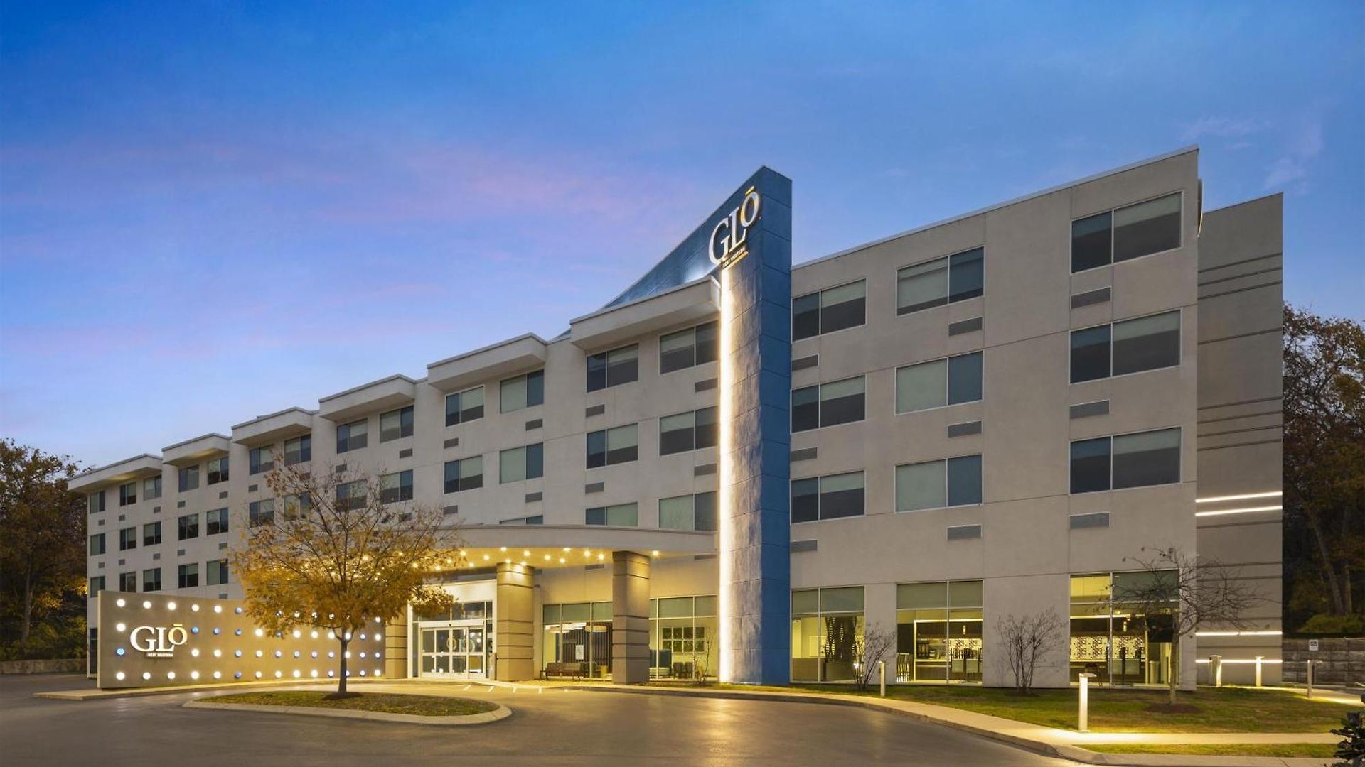 Glo Western Airport Hotel