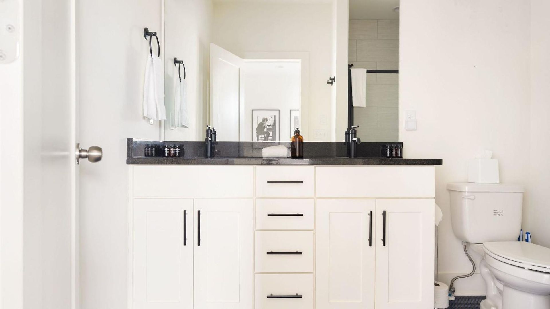 Hart Buyout 3 By Avantstay Two Town House Buyout W Modern Amenities In Holiday home Nashville